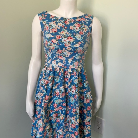 Lindy Bop Retro Audrey Blue Floral Dress Small - Picture 1 of 10